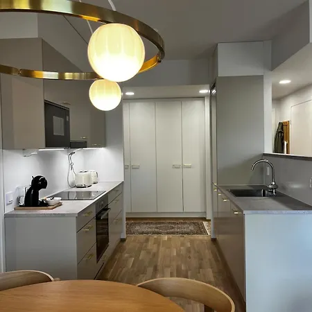 Tyylikaes Kolmio, Ranta Ja Keskusta Laehellae Apartament Lahti